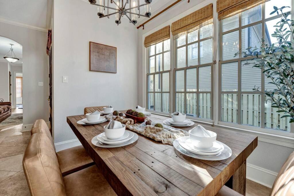 ממפיס Luxury Home With Outdoor Patio And Game Room מראה חיצוני תמונה