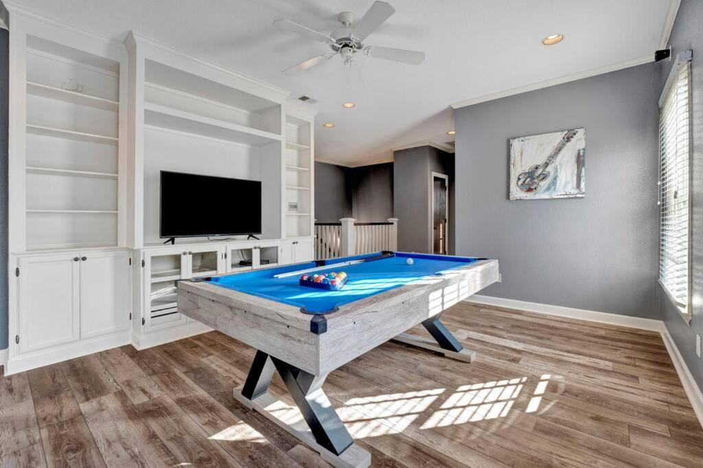 ממפיס Luxury Home With Outdoor Patio And Game Room מראה חיצוני תמונה